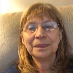 Meet your Posher, Renee